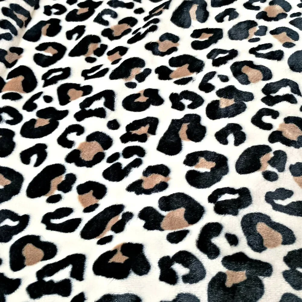 NEW! BOHO PLUSH OVERSIZED LEOPARD BLANKET